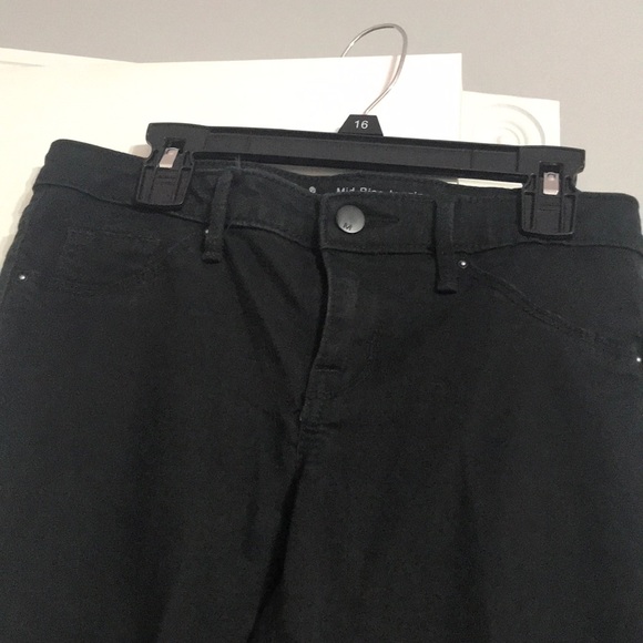 mid-rise jeggings (black and very stretchy) - Picture 2 of 4